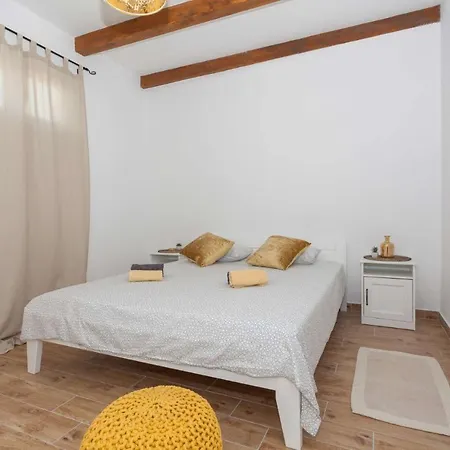 Villa Oasis * Brodarica (Zadar)